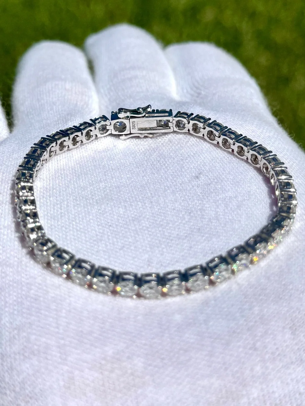 925 Silver, 13.5CTW Moissanite Tennis Bracelet - 7.5”